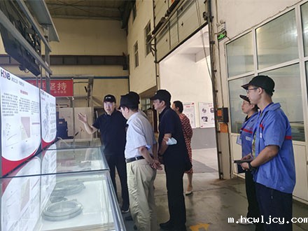 中国轴承工业协会周宇理事长一行莅临洛阳鸿元轴承